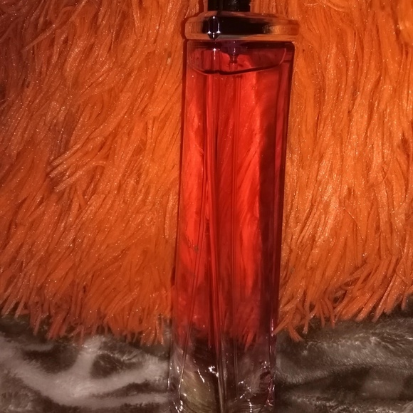 Givenchy - Picture 2 of 2